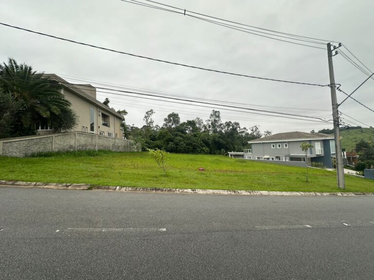 5478b1b3-0261-4d3e-867a-fe8725e8c313