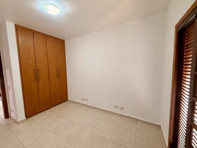 ff82bee5-3ab2-4337-9f57-9d60a58556aa