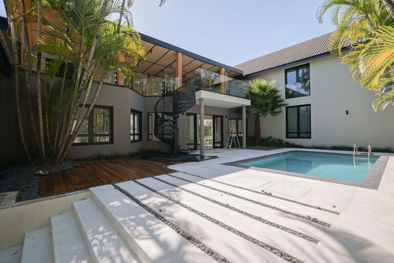 8dbaa335-62ec-4bc3-8db5-8e1389421efd