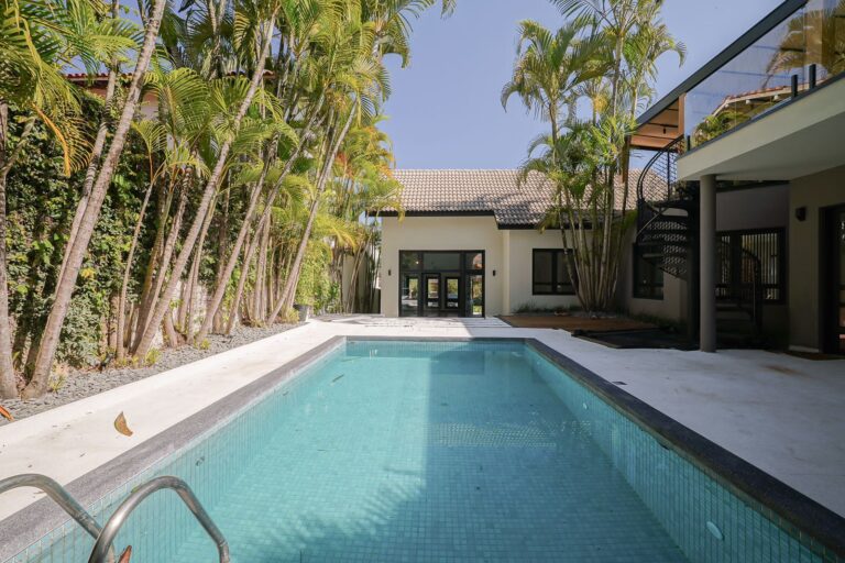 c8c85204-459d-4eeb-a91c-3b576ad2ddc8