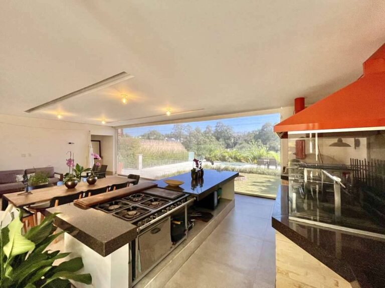 La photo IMG_5793.jpg a été réduite de 97.38 % le Terça-feira 21 Maio 2024 à 15:05 par Photo Réducteur v4.10 à télécharger sur http://www.emjysoft.com/