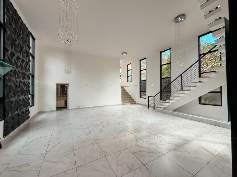 WhatsApp Image 2026-04-07 at 18.05.28