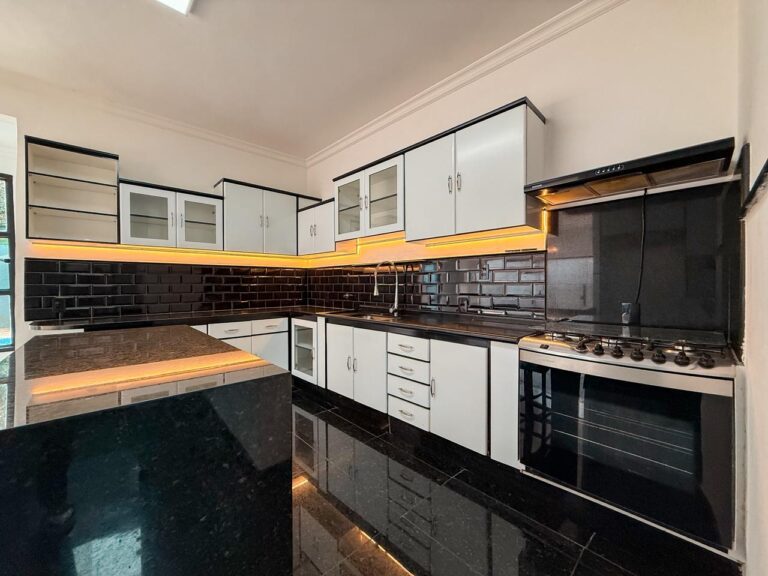 WhatsApp Image 2026-04-07 at 18.05.34 (1)