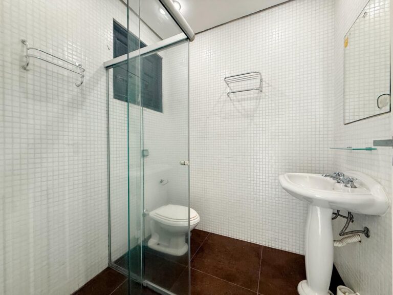 WhatsApp Image 2026-04-07 at 18.05.44