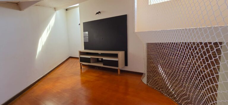 13ff8f27-403c-42b0-888e-2a21f930bda4