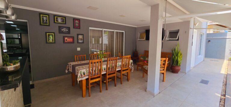 30405779-7f68-47ef-869a-b6ca0e127dad