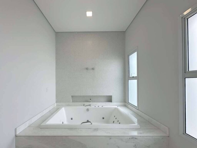 La photo 40.JPEG a été réduite de 84.47 % le Sábado 26 Abril 2025 à 01:04 par Photo Réducteur v4.10 à télécharger sur http://www.emjysoft.com/