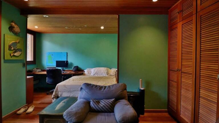 La photo IMG_1827.jpeg a été réduite de 94.69 % le Terça-feira 06 Maio 2025 à 21:05 par Photo Réducteur v4.10 à télécharger sur http://www.emjysoft.com/