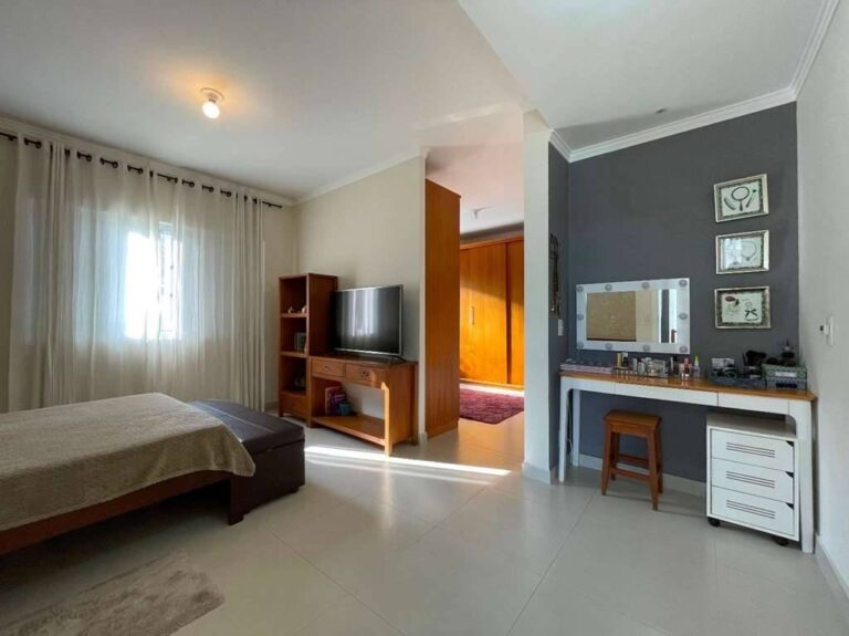 La photo Foto 15-05-2025, 12 40 08 (23).jpg a été réduite de 76.71 % le Quinta-feira 05 Junho 2025 à 17:06 par Photo Réducteur v4.10 à télécharger sur http://www.emjysoft.com/