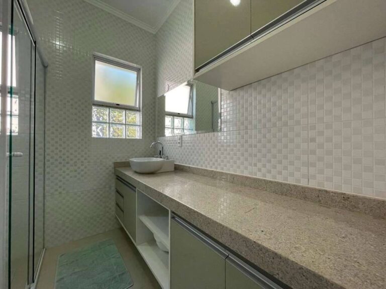 La photo Foto 15-05-2025, 12 40 08 (37).jpg a été réduite de 77.17 % le Quinta-feira 05 Junho 2025 à 17:06 par Photo Réducteur v4.10 à télécharger sur http://www.emjysoft.com/