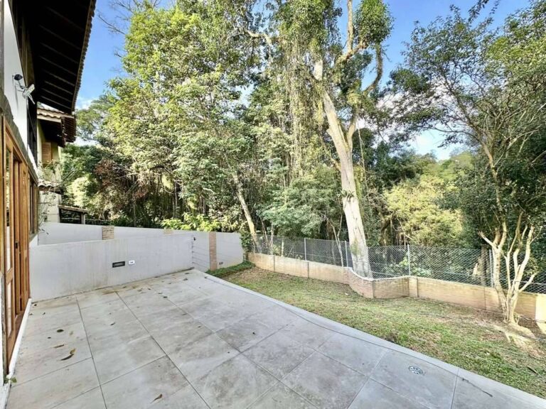 La photo 22.JPEG a été réduite de 89.94 % le Domingo 08 Junho 2025 à 18:06 par Photo Réducteur v4.10 à télécharger sur http://www.emjysoft.com/