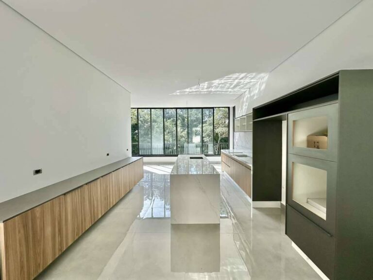 La photo 12.JPEG a été réduite de 91.81 % le Segunda-feira 16 Junho 2025 à 22:06 par Photo Réducteur v4.10 à télécharger sur http://www.emjysoft.com/