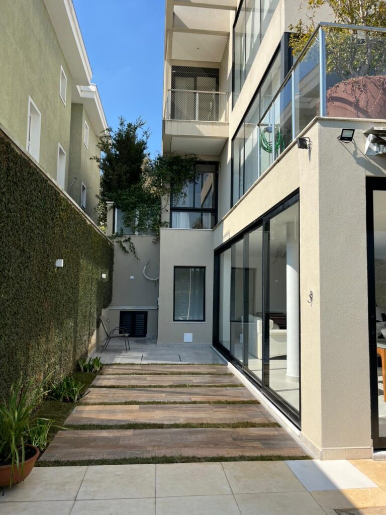 WhatsApp Image 2025-06-06 at 13.51.26 (1)