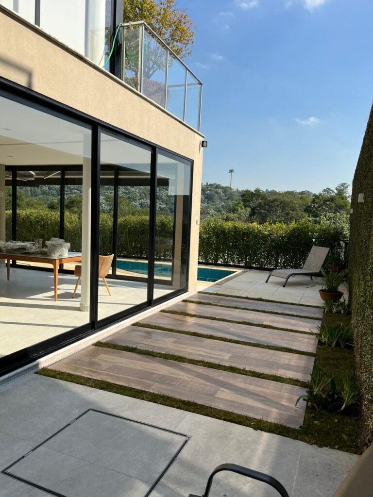 WhatsApp Image 2025-06-06 at 13.51.26 (2)