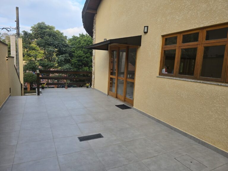 WhatsApp Image 2025-06-12 at 12.07.00 (1)