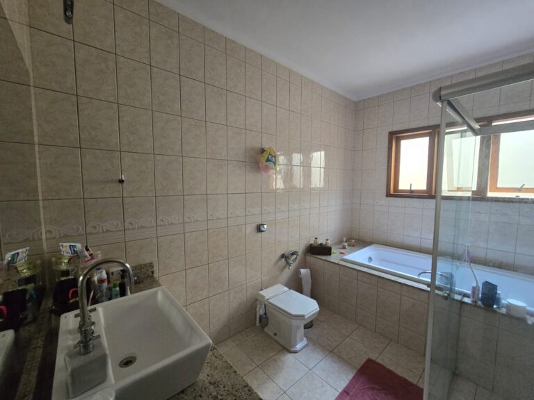 WhatsApp Image 2025-06-12 at 12.07.04