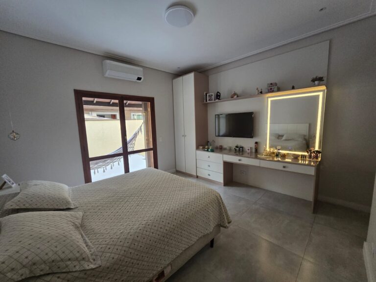 WhatsApp Image 2025-06-12 at 12.07.08 (1)