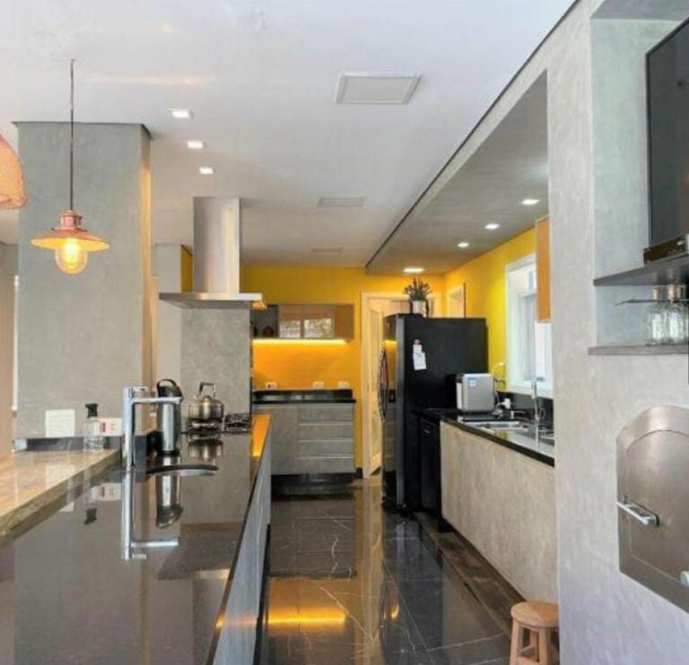 bf0d0863-211d-4e00-b376-75b10833bc21