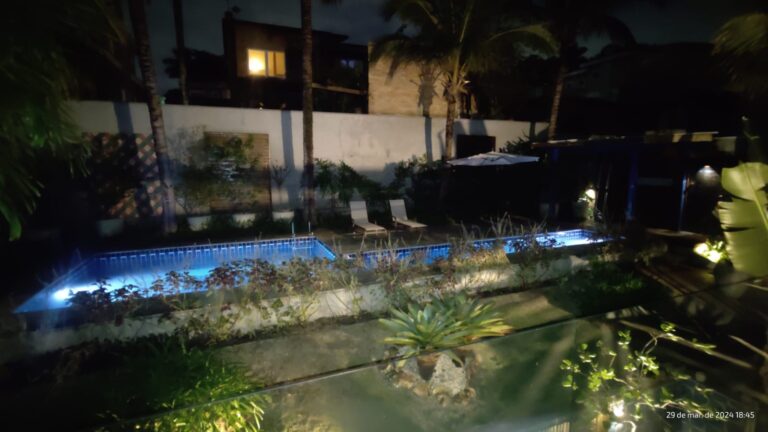 ea89ddcb-ddba-4292-83a7-7676b982b9d2