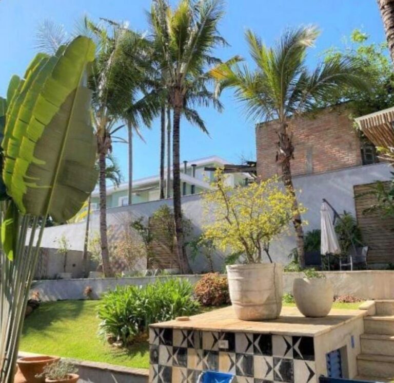 ed39aac6-de88-4c0b-882c-78edaaa65cce