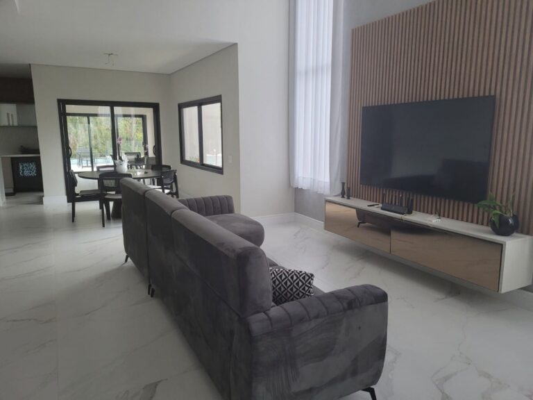 7ef4b619-6cb6-4ca8-bc4c-d4806c3a076b