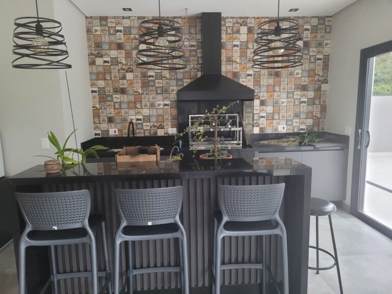 9a226d8a-b53e-47d1-badb-a789dd57b643