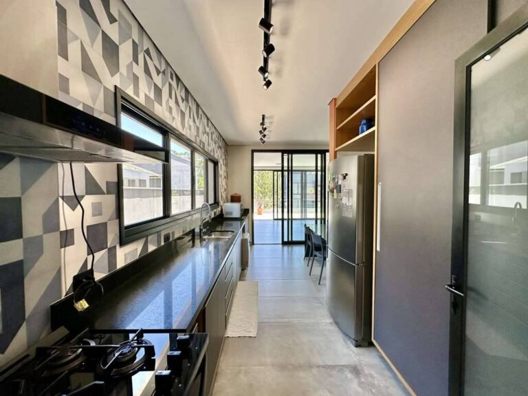 La photo IMG_0233.JPEG a été réduite de 91.34 % le Quinta-feira 28 Novembro 2024 à 09:11 par Photo Réducteur v4.10 à télécharger sur http://www.emjysoft.com/