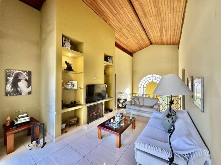 La photo IMG_9673.JPEG a été réduite de 90.96 % le Sexta-feira 11 Julho 2025 à 13:07 par Photo Réducteur v4.10 à télécharger sur http://www.emjysoft.com/