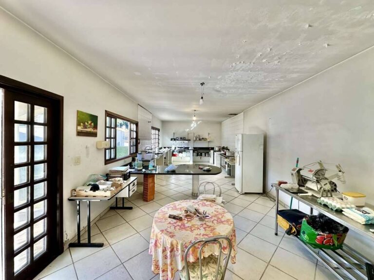 La photo IMG_9662.JPEG a été réduite de 89.81 % le Sexta-feira 11 Julho 2025 à 13:07 par Photo Réducteur v4.10 à télécharger sur http://www.emjysoft.com/