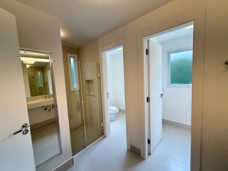 WhatsApp Image 2025-08-15 at 08.29.50