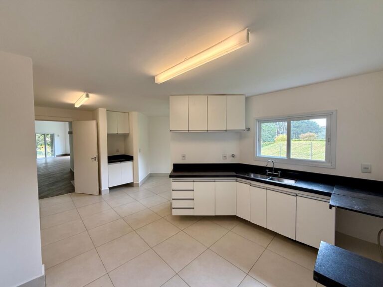 WhatsApp Image 2025-08-15 at 08.29.56 (1)