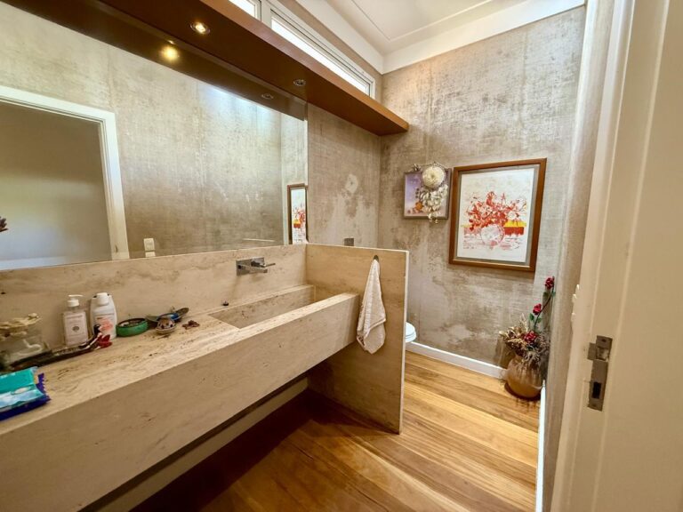 WhatsApp Image 2025-08-18 at 10.59.10 (2)