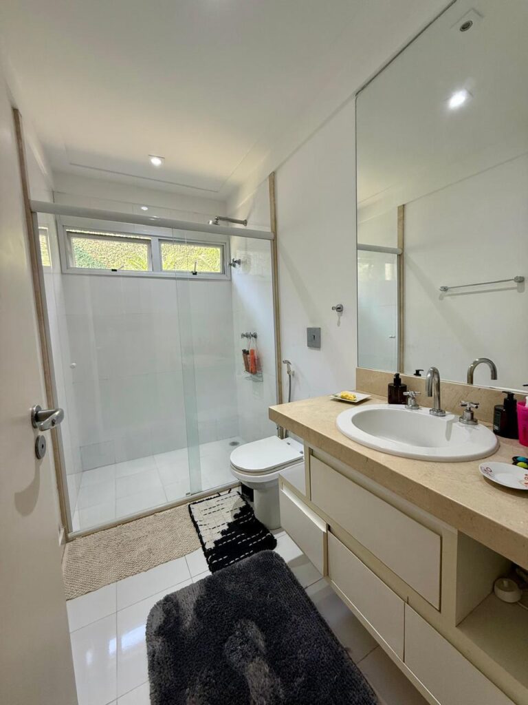 WhatsApp Image 2025-08-18 at 10.59.12 (1)