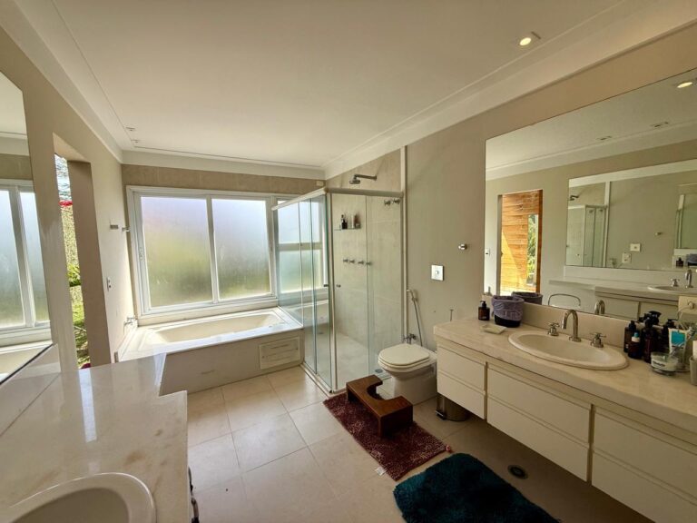 WhatsApp Image 2025-08-18 at 10.59.16 (3)