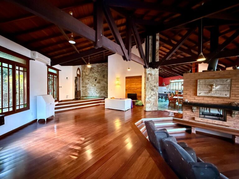 WhatsApp Image 2025-08-20 at 15.16.16 (1)