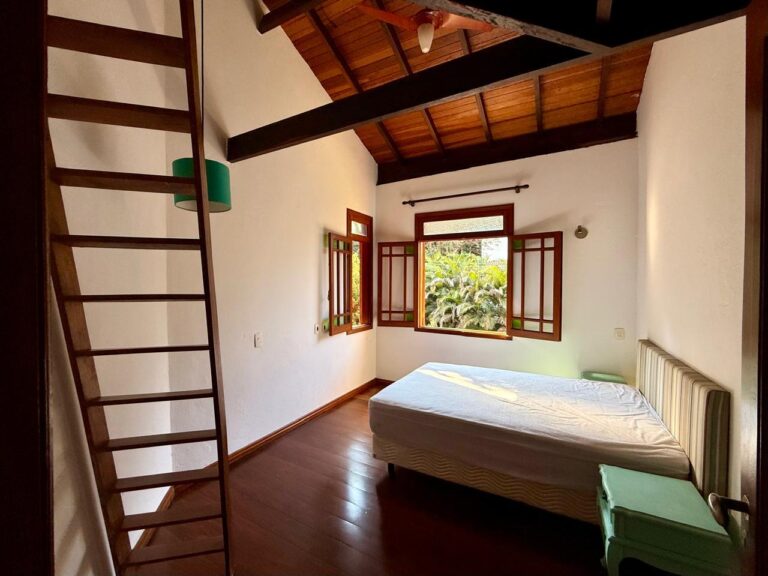 WhatsApp Image 2025-08-20 at 15.16.21