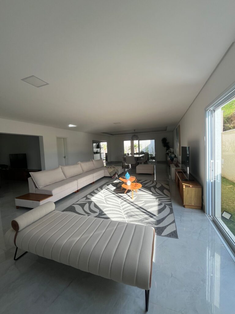 WhatsApp Image 2025-08-25 at 10.44.19