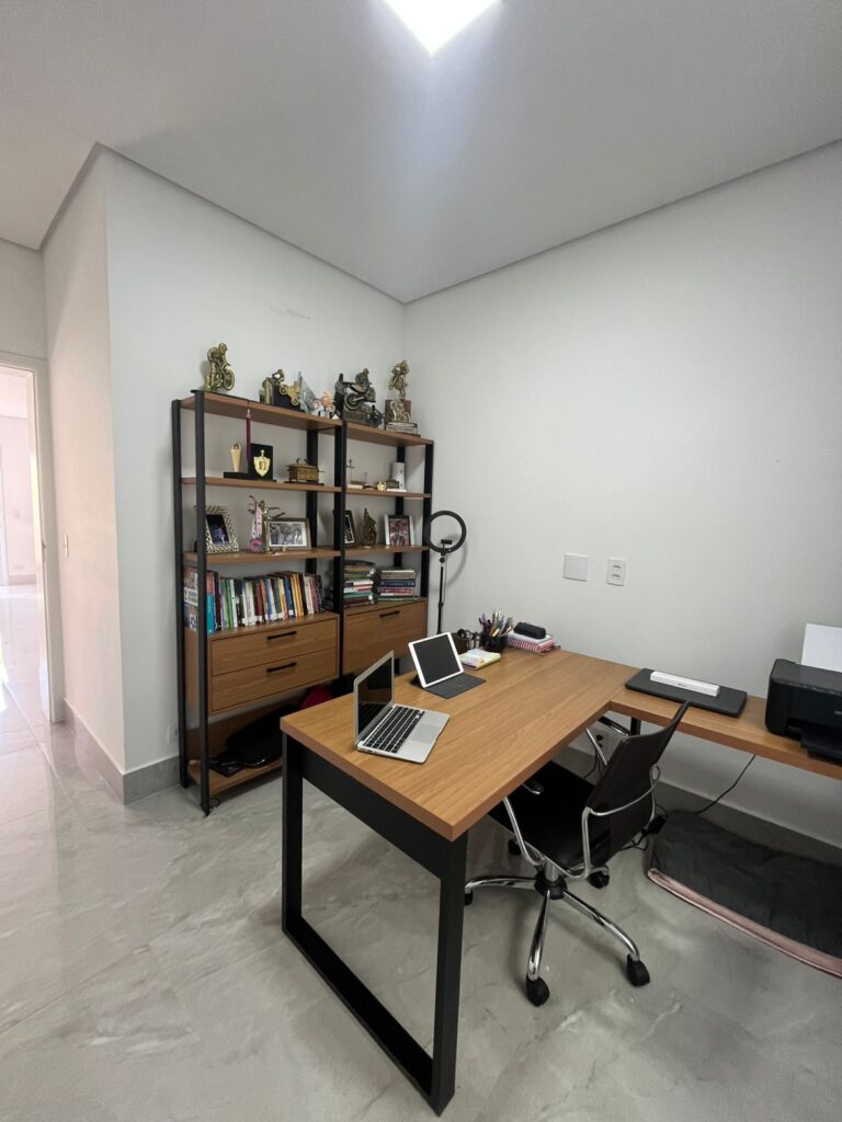 WhatsApp Image 2025-08-25 at 10.44.20 (1)