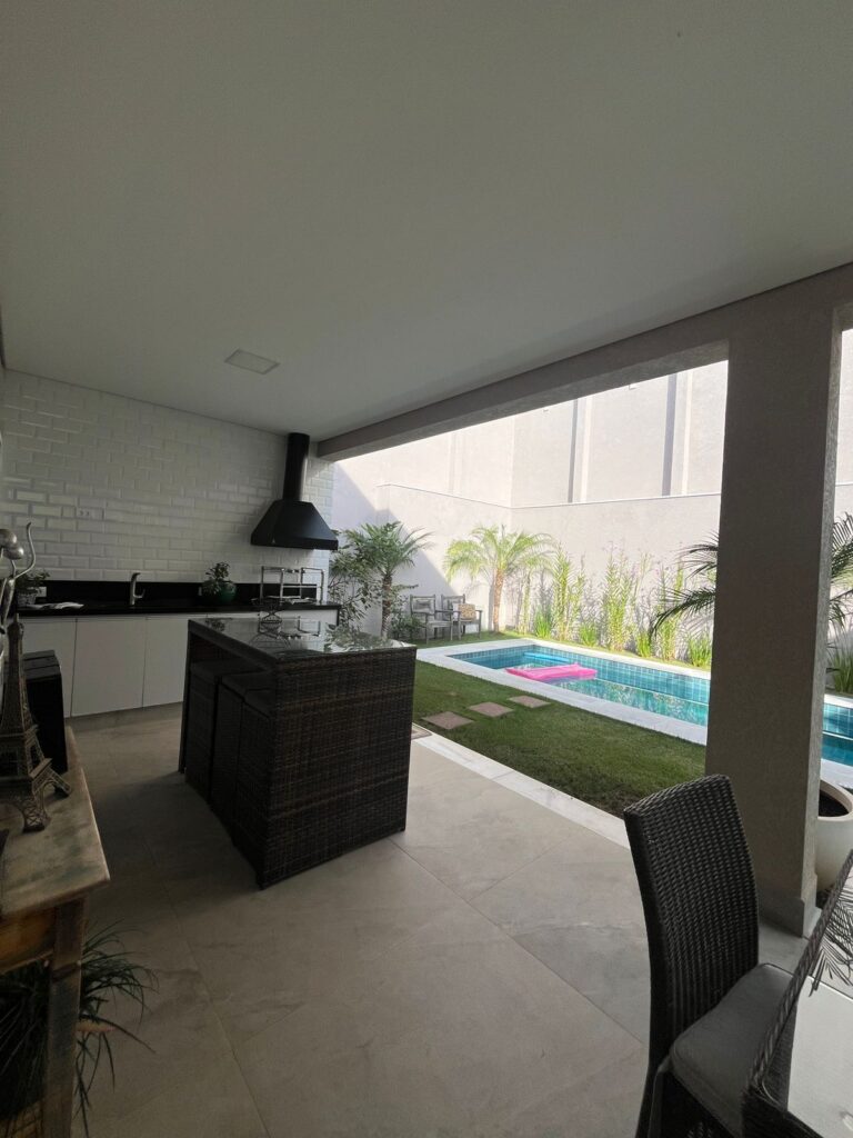 WhatsApp Image 2025-08-25 at 10.44.23