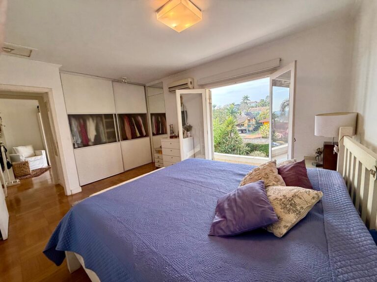 WhatsApp Image 2025-08-25 at 11.13.07 (2)