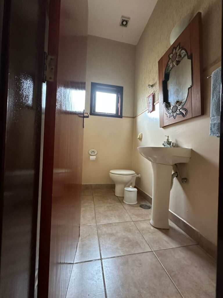 WhatsApp Image 2025-08-26 at 09.37.35