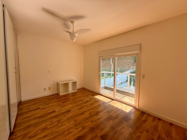 WhatsApp Image 2025-08-28 at 12.55.10