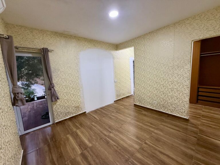 WhatsApp Image 2025-08-28 at 15.22.13 (1)