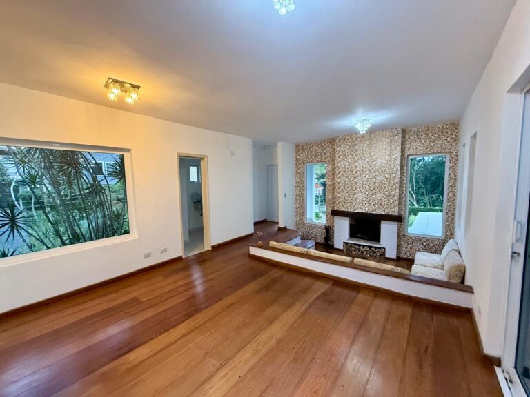 WhatsApp Image 2025-08-28 at 15.22.17 (1)