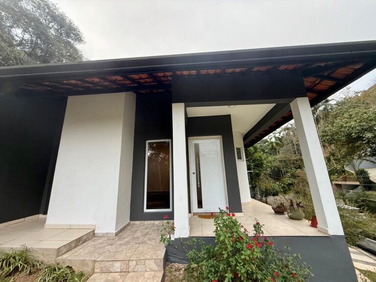 WhatsApp Image 2025-08-28 at 15.22.18 (1)