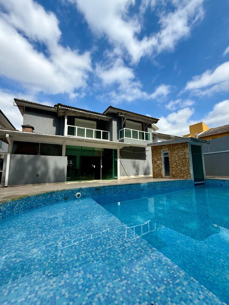 WhatsApp Image 2025-09-12 at 13.37.58 (4)