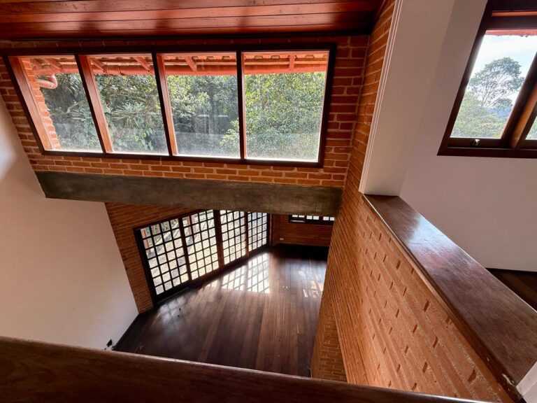 WhatsApp Image 2025-09-30 at 06.08.03 (1)