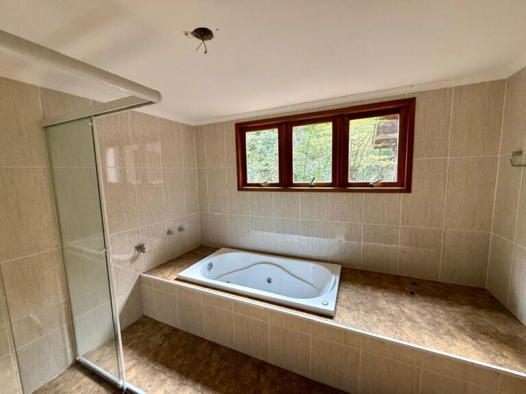 WhatsApp Image 2025-09-30 at 06.08.05 (1)