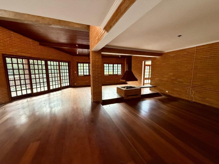 WhatsApp Image 2025-09-30 at 06.08.05