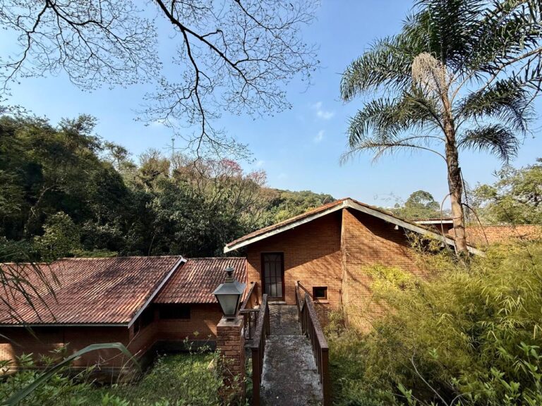 WhatsApp Image 2025-09-30 at 06.08.07 (1)